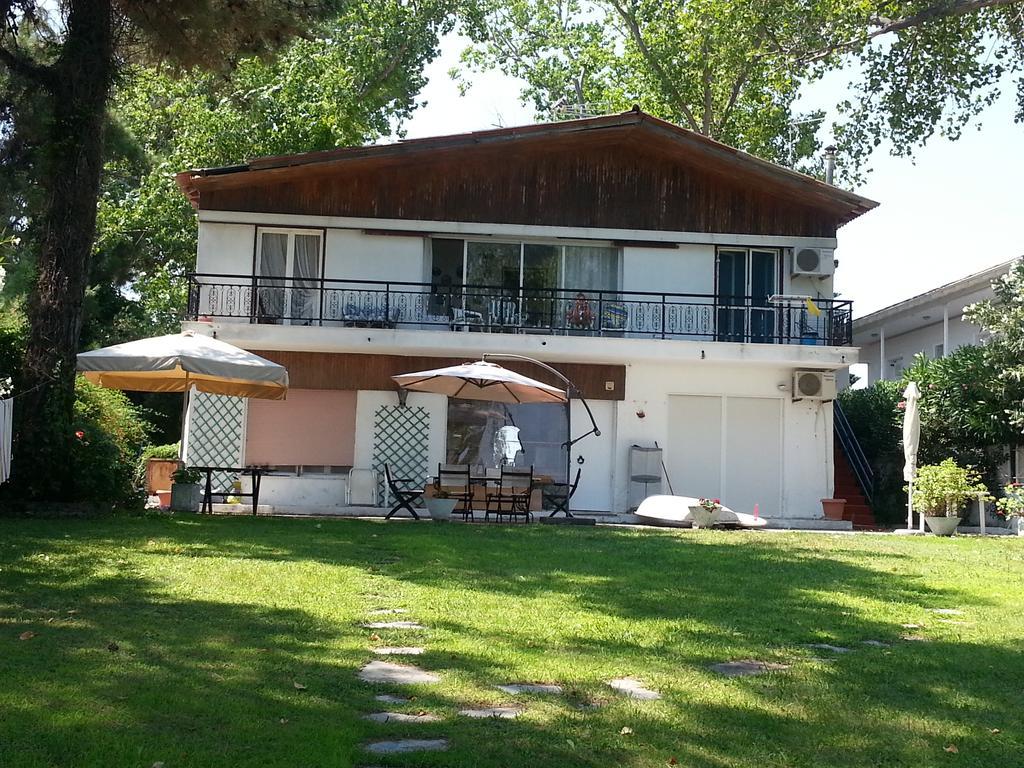 Lefka Apartment Hanioti Exterior photo